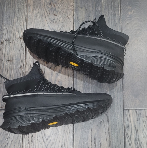 Moncler Monte runner size 11/44 *like new* - Picture 5 of 9